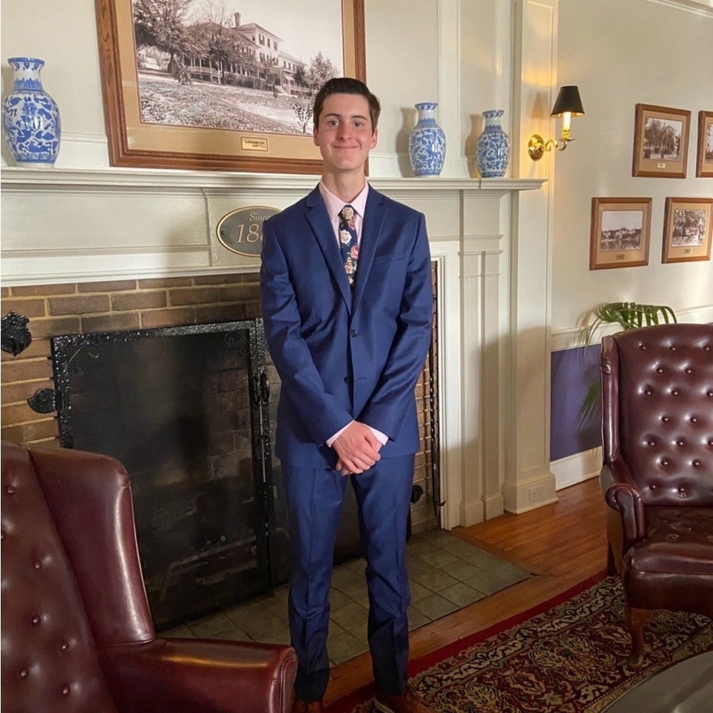 Men Suit /Express Men / in Marine Blue, Jacket 39L , Pants 31 x32
